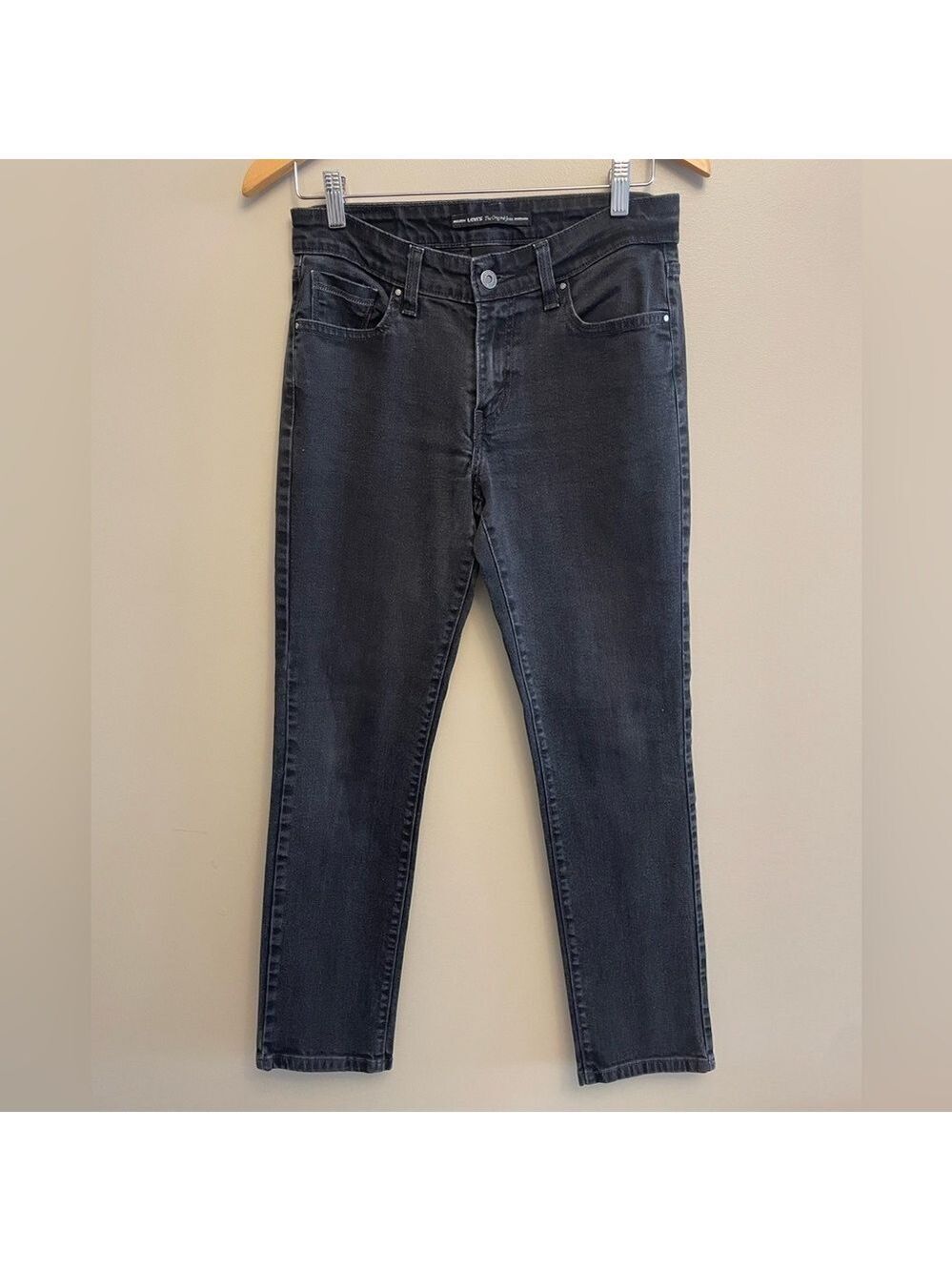 Levi’s Mid Rise Skinny Black Jeans Size 6